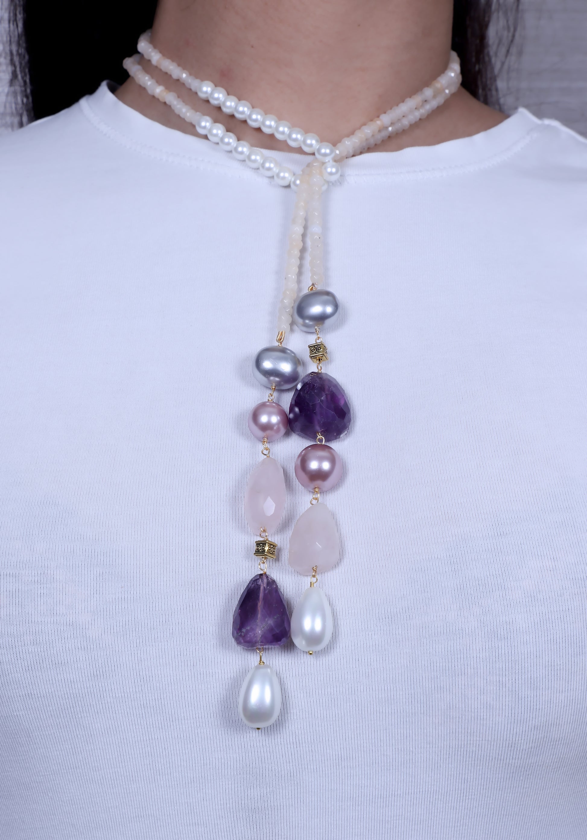 Cream Single Line Lariat