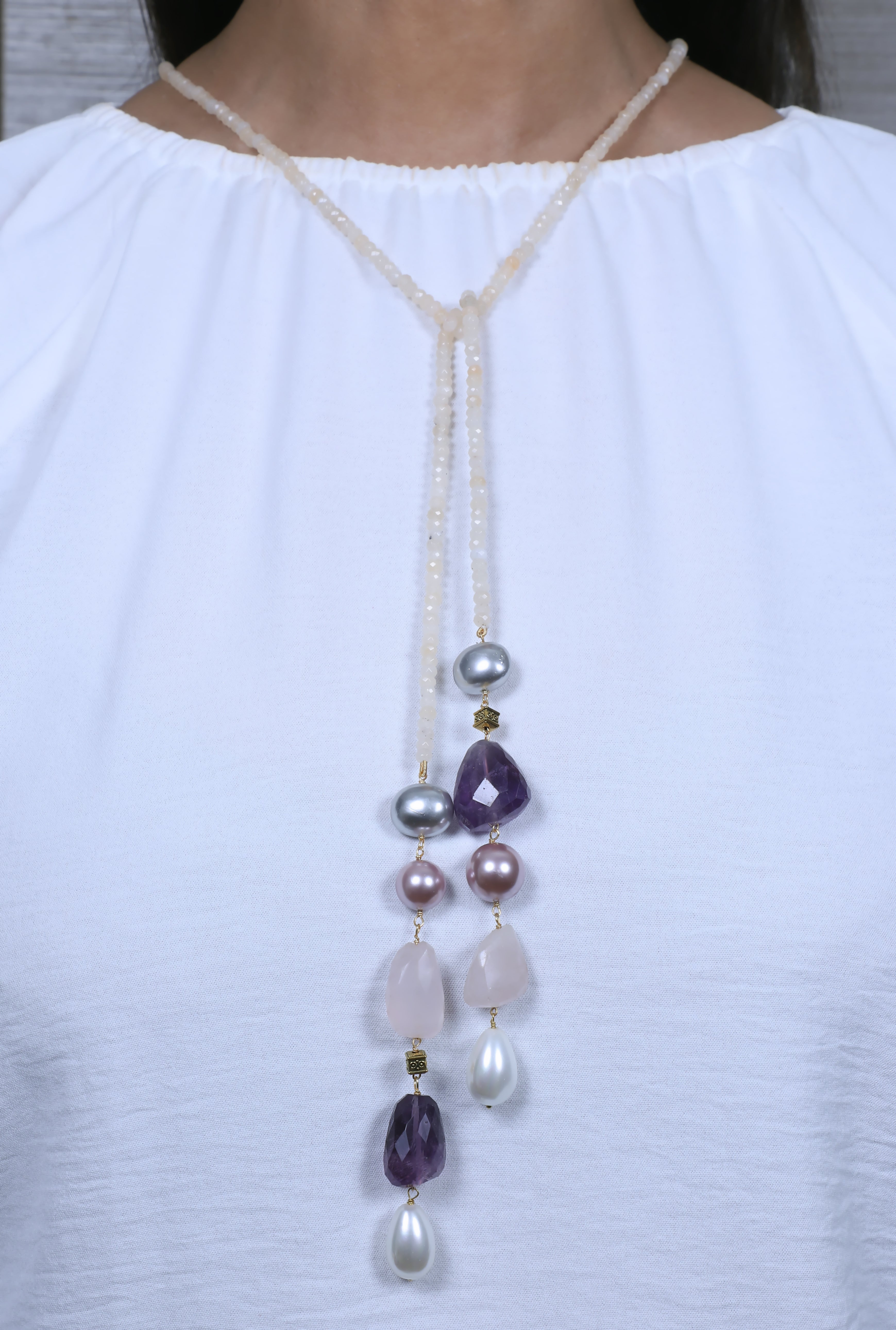 Cream Single Line Lariat