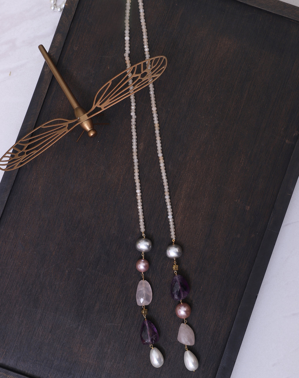 Cream Single Line Lariat